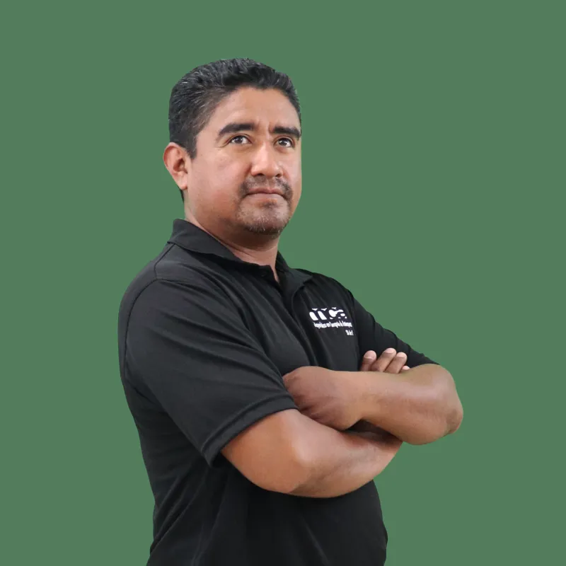 Equipo profesional representado como superhéroes de soluciones