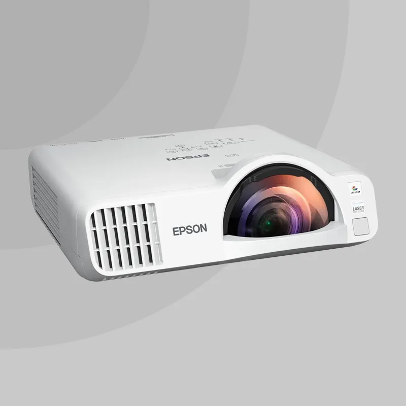 Mantenimiento preventivo y limpieza de proyector digital